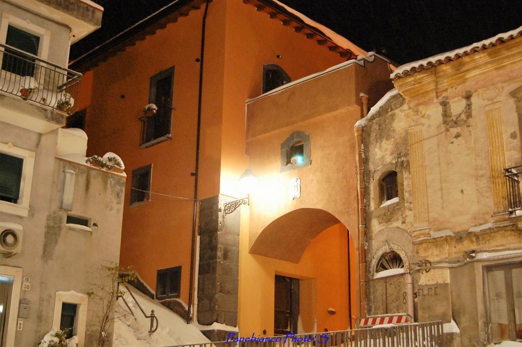 L'Arco Dei Sogni Hotel Malvagna Bagian luar foto