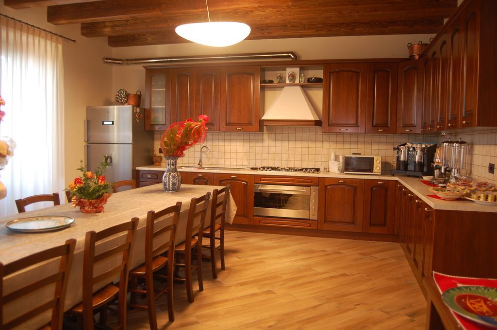 L'Arco Dei Sogni Hotel Malvagna Bagian luar foto