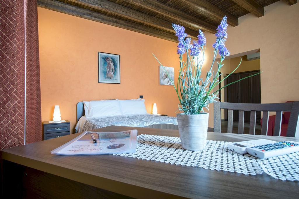 L'Arco Dei Sogni Hotel Malvagna Bagian luar foto