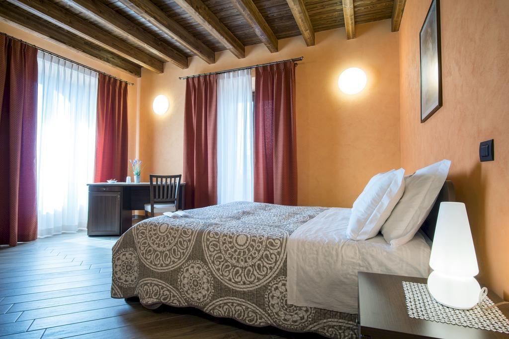 L'Arco Dei Sogni Hotel Malvagna Bagian luar foto