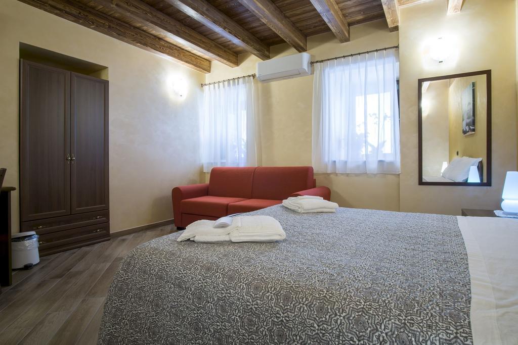 L'Arco Dei Sogni Hotel Malvagna Bagian luar foto