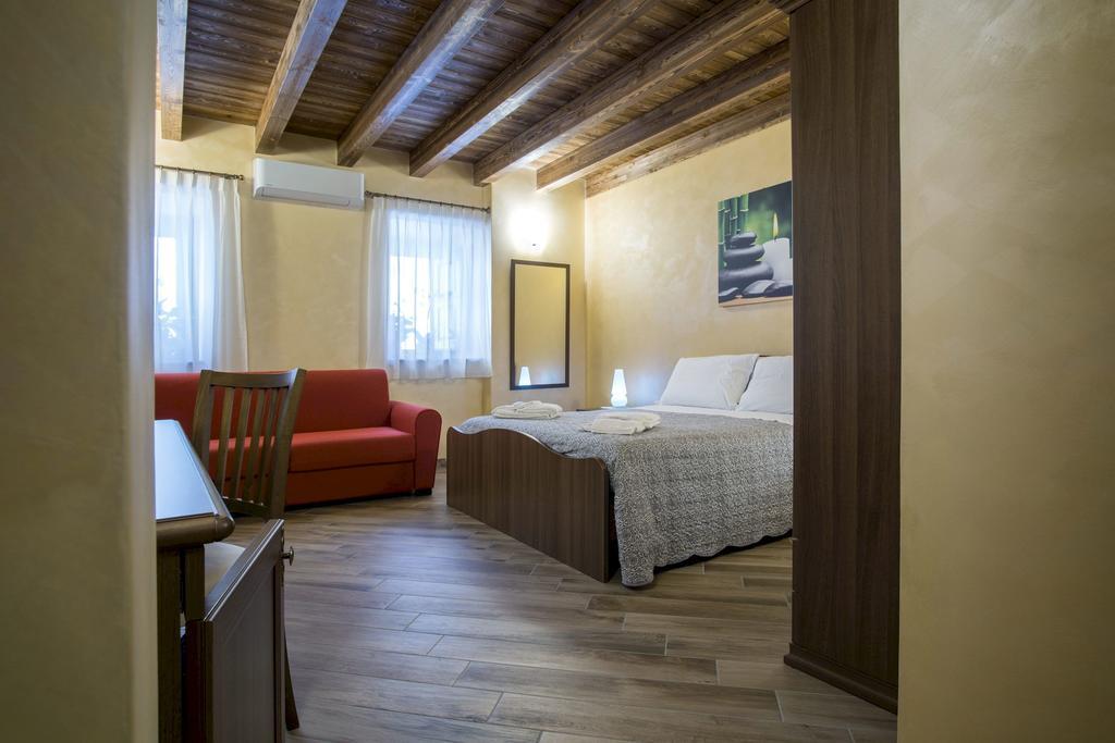 L'Arco Dei Sogni Hotel Malvagna Bagian luar foto